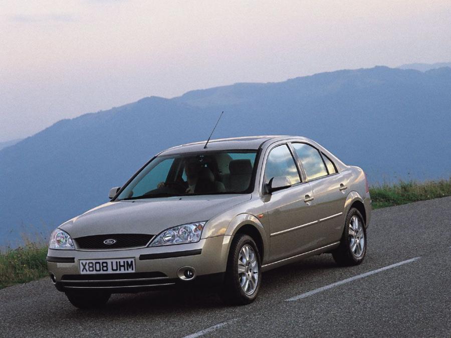  Ford Mondeo Sedan 2000 года  (UK) (фото 2 из 14)